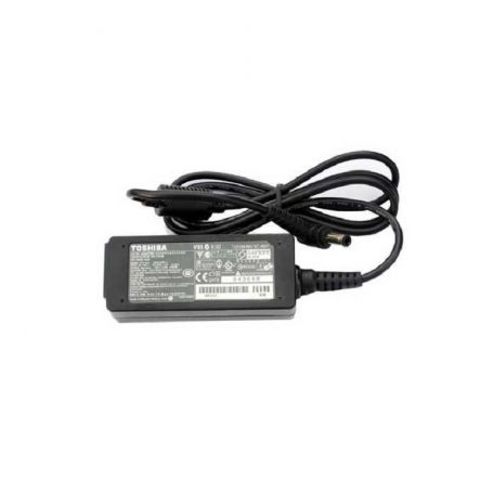 Power AC adapter Toshiba 110-240V - AC Adapter 19V 2.37A 45W P000556500